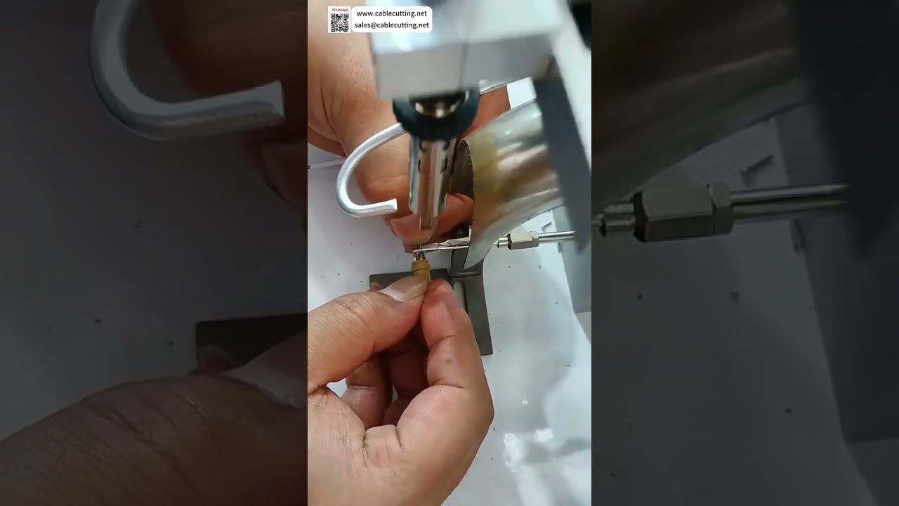 醫療器材半自動焊接機，穩定輸出完美全焊點 - 短版