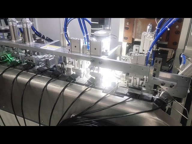 全自動三插電源線插頭壓接機｜法規、英規、美規通用