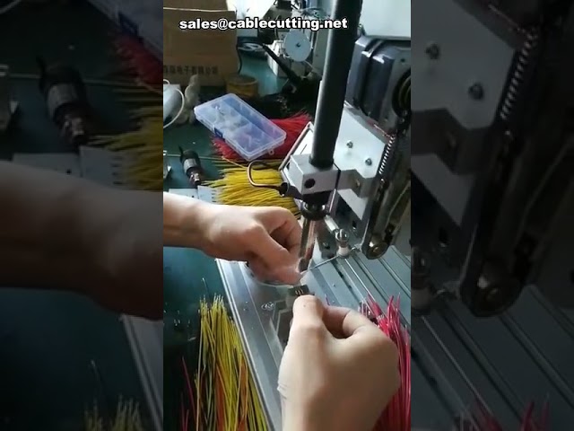 半微動開關連接線焊接設備｜微動開關連接器焊錫機，工業精密焊接利器