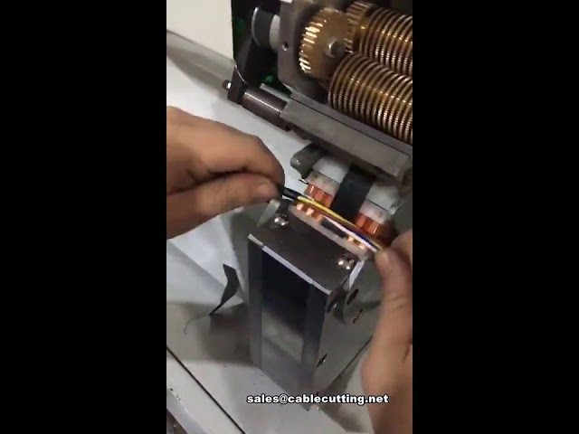 高效自動線束包膠機｜線頭纏繞機｜工業電線加工設備