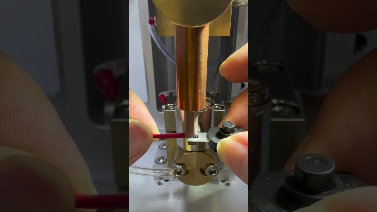 精密機械用線束銅片焊接高效率電阻焊機