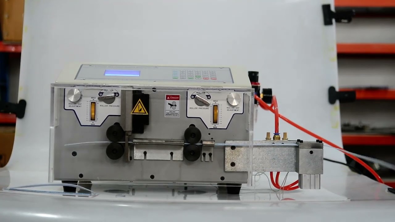 全自動電腦排線剝線裁切機 SWT508 PX2｜適用於FFC軟排線模具